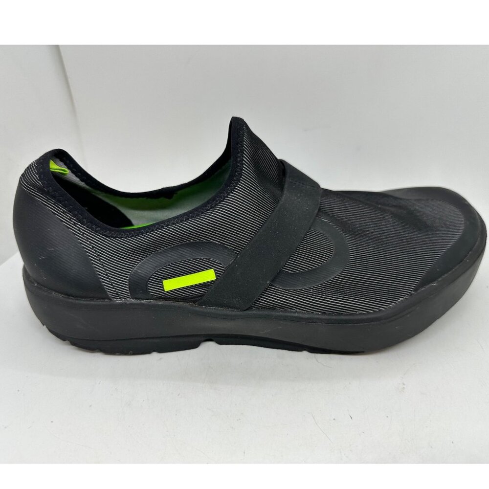Oofos Oomg Mens Shoes Size US 10.5 EU 43.5 Black Fibre Low Slip-On Style
